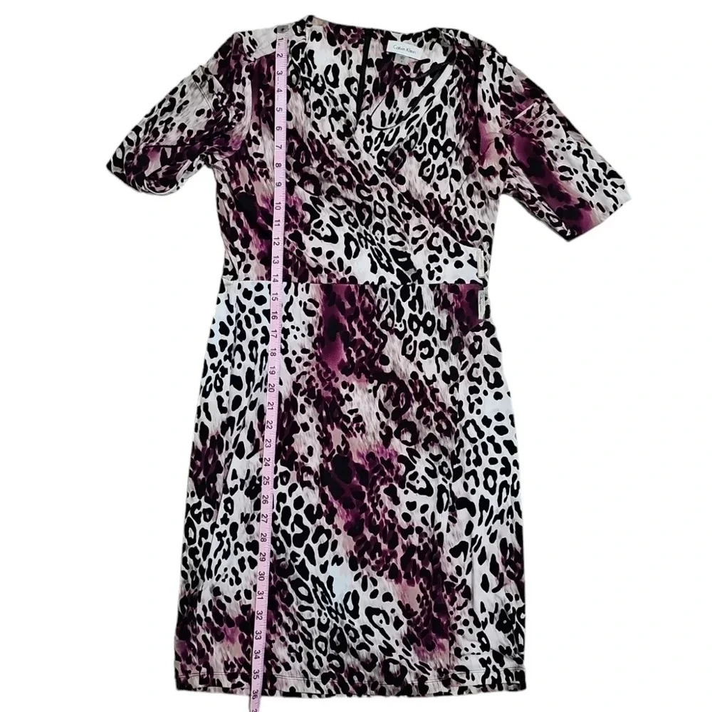 Calvin Klein Womens 6 Leopard Wrap Dress Purple Black Cocktail Party Y2K Luxury - Picture 8 of 8
